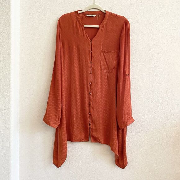 Soft Surroundings Women’s Burnt Orange Silky Button Up Roll Tab Blouse Top M - Picture 1 of 9